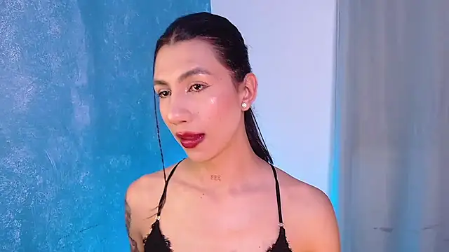 Snapshot of sofiaa_grey_ chatting on 02.01.25 sofiaa grey online show from 02.01.25