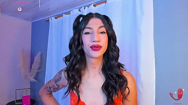 Snapshot of sofiaa_grey_ chatting on 11.05.25 sofiaa grey online show from 11.05.25