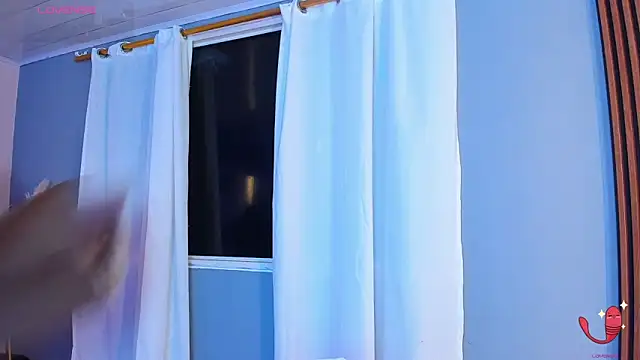 Snapshot of sofiaa_grey_ chatting on 11.07.25 sofiaa grey online show from 11.07.25