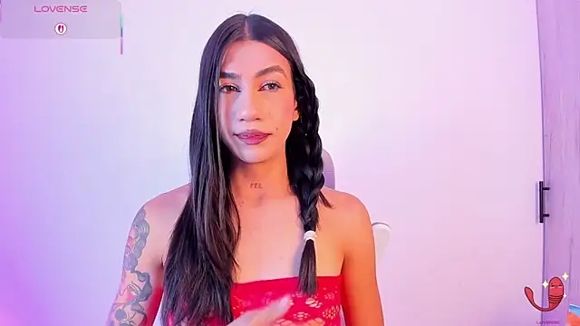 Snapshot of sofiaa_grey_ chatting on 11.24.25 sofiaa grey online show from 11.24.25