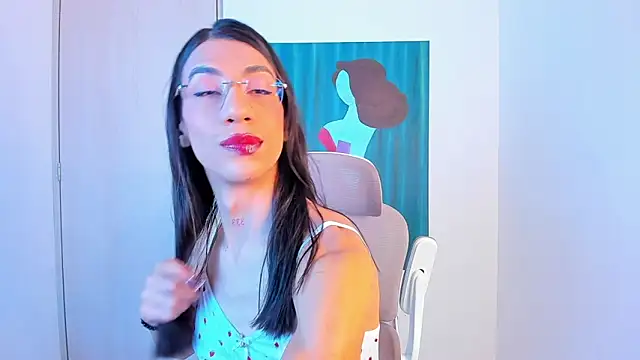 Snapshot of sofiaa_grey_ chatting on 05.11.26 sofiaa grey online show from 05.11.26