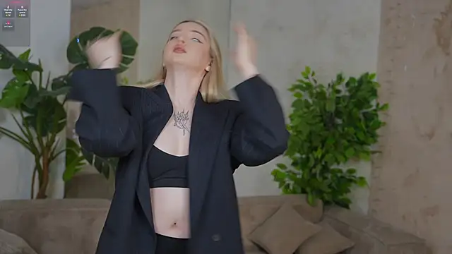 Cassy-Celestial  online show from 02.06.25