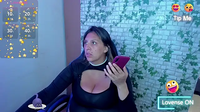 MIABOOBS   online show from 11.17.25