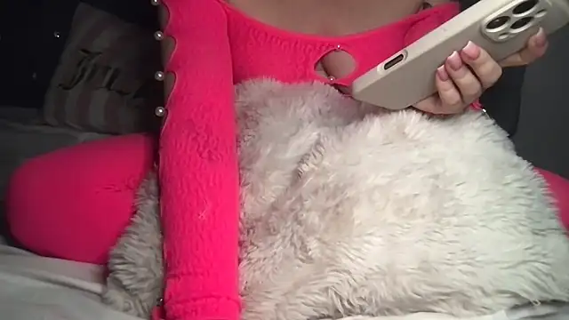 femmefatalebabe online show from 11.26.25