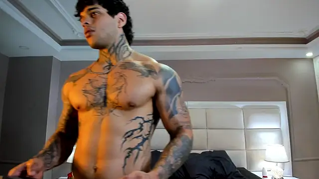 Snapshot of ray_coopers chatting on 12.06.24 ray coopers online show from 12.06.24