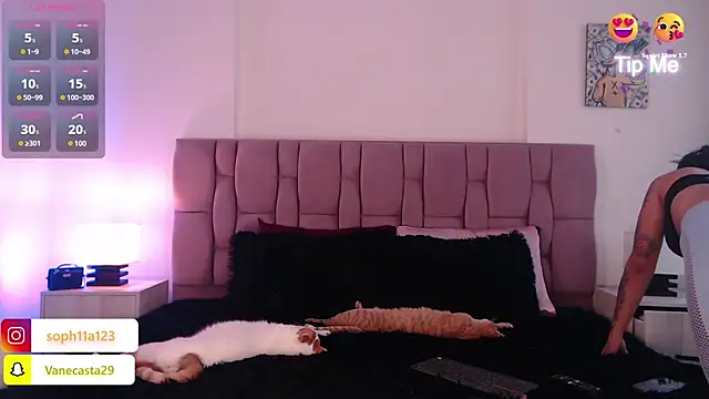 SophiaKarson online show from 12.21.24