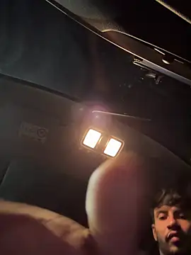 Snapshot of tom_thick chatting on 02.05.26 tom thick online show from 02.05.26