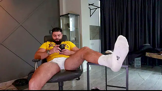 Snapshot of mattmasterss chatting on 01.20.25 mattmasterss online show from 01.20.25