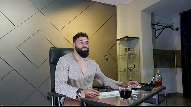 Snapshot of mattmasterss chatting on 02.24.25 mattmasterss online show from 02.24.25