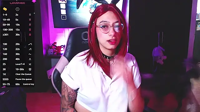 Snapshot of Cum4Ruby chatting on 12.16.25 Cum4Ruby online show from 12.16.25