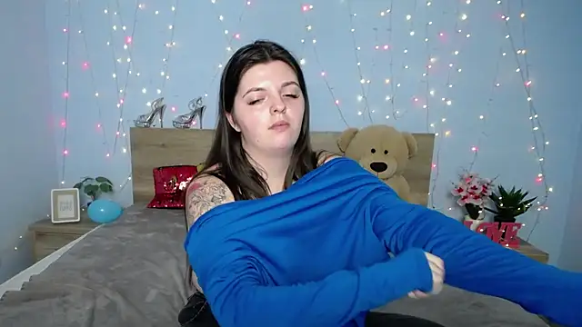 PamDares online show from 01.20.25