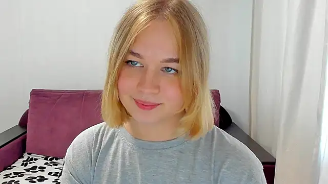 Snapshot of AlicePopsy chatting on 07.20.26 AlicePopsy online show from 07.20.26