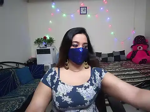 Arushisingh8888 online show from 02.06.25