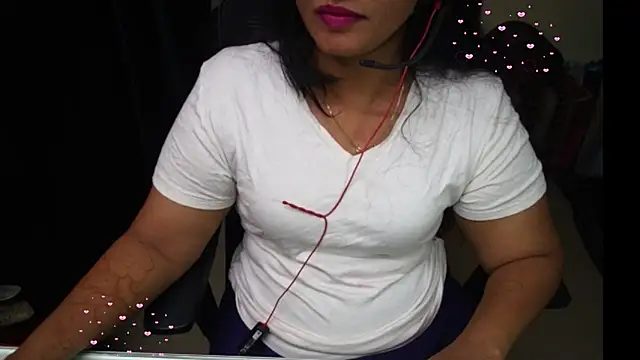 Snapshot of Arushisingh8888 chatting on 06.08.26 Arushisingh8888 online show from 06.08.26