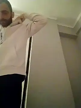 Antonio Vatooo online show from 01.18.25