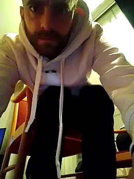 Antonio Vatooo online show from 01.18.25