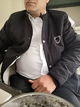 Snapshot of Hot-man39 chatting on 01.07.25 Hot-man39 online show from 01.07.25