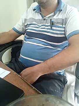 Snapshot of Hot-man39 chatting on 11.05.25 Hot-man39 online show from 11.05.25