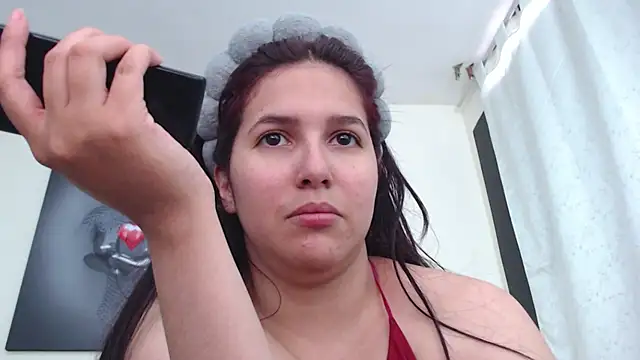 Snapshot of KatrinaRolan chatting on 06.15.26 KatrinaRolan online show from 06.15.26