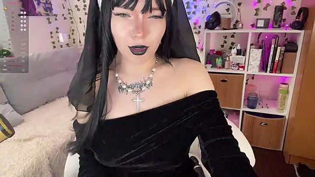 Snapshot of Eva-miller1 chatting on 02.17.25 Eva-miller1 online show from 02.17.25