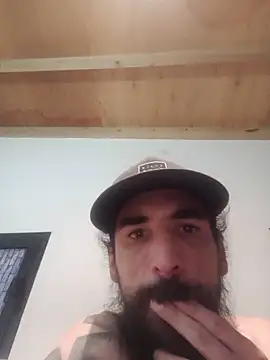 Snapshot of manucho2023 chatting on 06.19.26 manucho2023 online show from 06.19.26