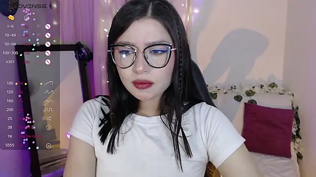 mily thomson b  online show from 04.25.26