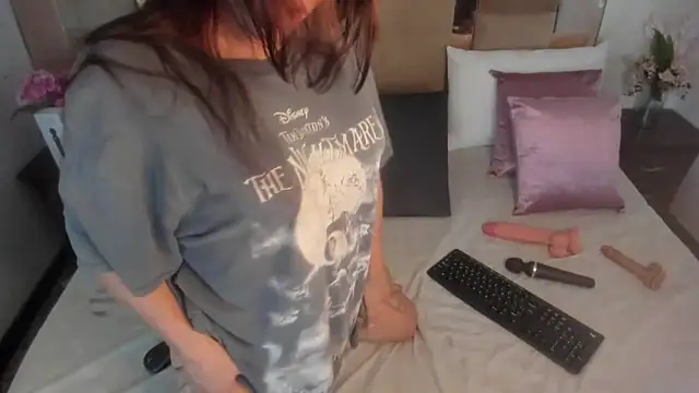 LizBrook online show from 06.06.26