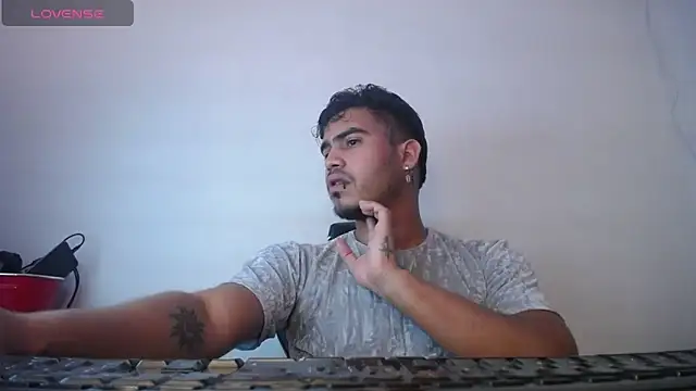 jaden 98  online show from 01.30.25