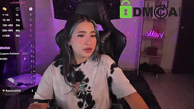 sweetcoralinee online show from 03.05.25