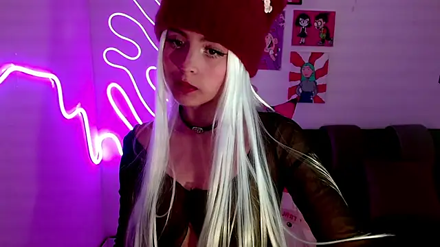 Kind Scarlett online show from 01.18.25