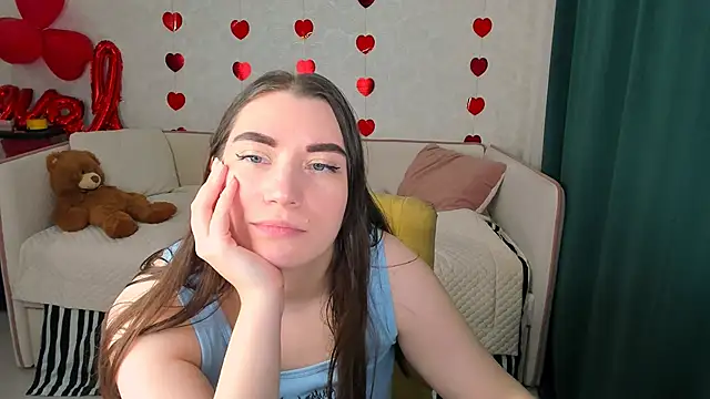 Snapshot of pussyhome2407 chatting on 02.28.25 pussyhome2407 online show from 02.28.25