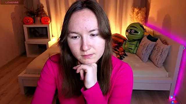 Little doll meow online show from 11.05.25