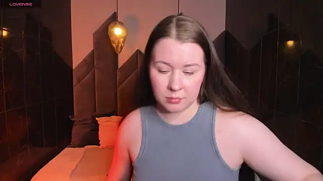 Snapshot of ShedarBrooks chatting on 02.04.25 ShedarBrooks online show from 02.04.25