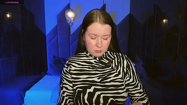 Snapshot of ShedarBrooks chatting on 02.07.25 ShedarBrooks online show from 02.07.25