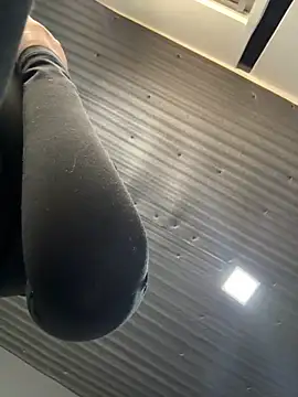 Snapshot of PaulinaDuarte chatting on 12.15.25 PaulinaDuarte online show from 12.15.25