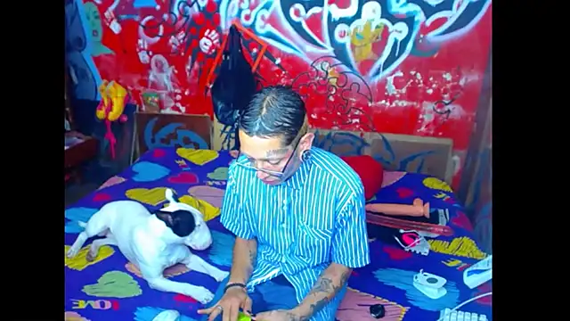 Snapshot of deivid_estrada chatting on 03.21.25 deivid estrada online show from 03.21.25