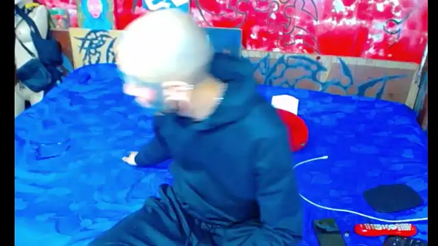 Snapshot of deivid_estrada chatting on 09.08.25 deivid estrada online show from 09.08.25