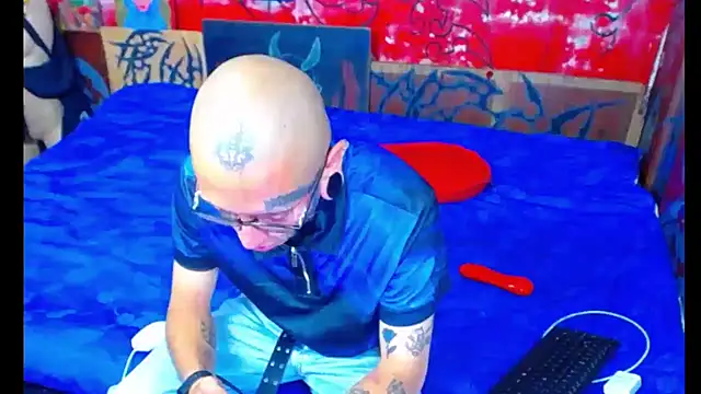 Snapshot of deivid_estrada chatting on 09.12.25 deivid estrada online show from 09.12.25