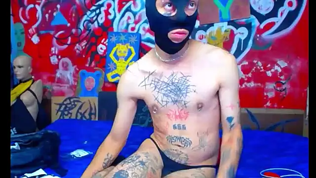 Snapshot of deivid_estrada chatting on 09.30.25 deivid estrada online show from 09.30.25