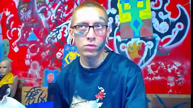 Snapshot of deivid_estrada chatting on 10.15.25 deivid estrada online show from 10.15.25