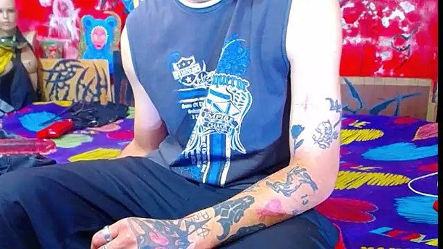 Snapshot of deivid_estrada chatting on 11.04.25 deivid estrada online show from 11.04.25