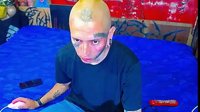 Snapshot of deivid_estrada chatting on 11.11.25 deivid estrada online show from 11.11.25