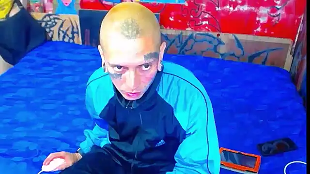 Snapshot of deivid_estrada chatting on 11.13.25 deivid estrada online show from 11.13.25