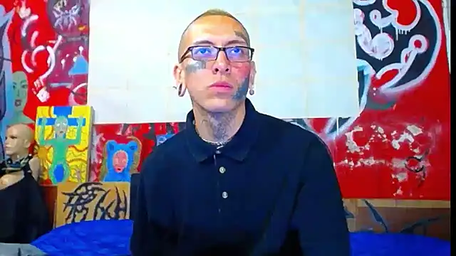 Snapshot of deivid_estrada chatting on 11.28.25 deivid estrada online show from 11.28.25