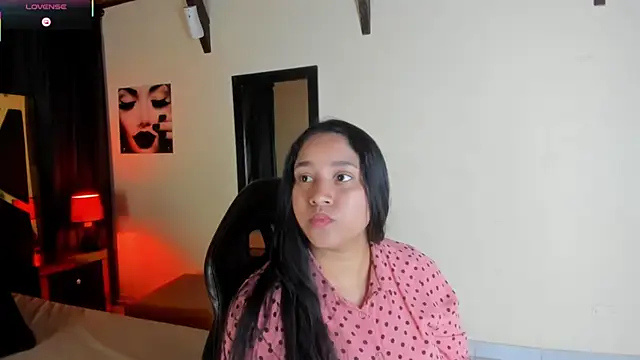 EmiliWilliams online show from 10.18.25