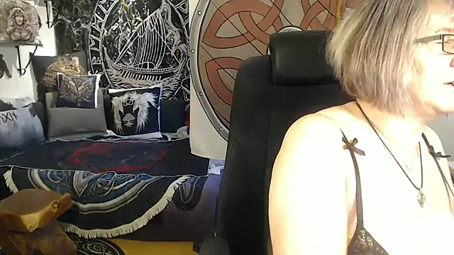 TittenMichelle online show from 04.23.26