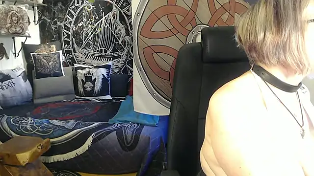 TittenMichelle online show from 05.04.26