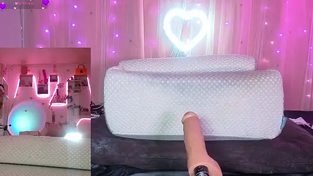 Snapshot of Grifa_Sensual chatting on 03.06.26 Grifa Sensual online show from 03.06.26