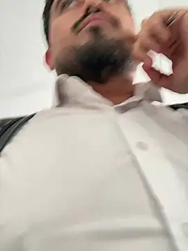 Snapshot of Rubens8866 chatting on 03.21.25 Rubens8866 online show from 03.21.25