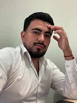 Snapshot of Rubens8866 chatting on 03.21.25 Rubens8866 online show from 03.21.25